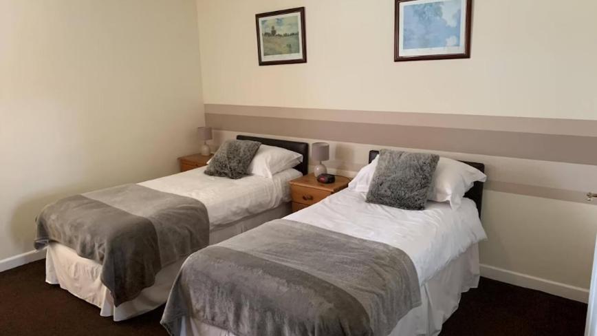 Alister Guest House سانت هلير جيرسي المظهر الخارجي الصورة